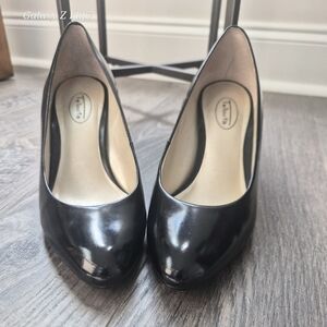 ​Talbots Black Pointed Toe Leather Pumps - Classic Sophisticated Heels 7.5